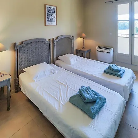 Prázdninový dům Amazing In Saint-laurent-de-la-ca *