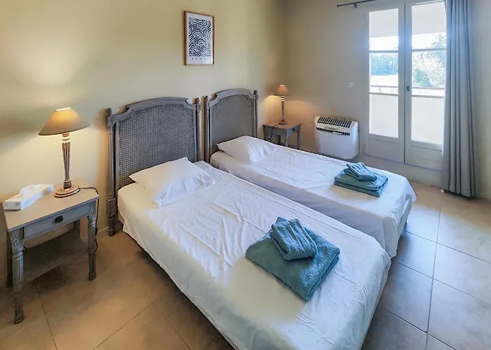 Tatil Evi Amazing In Saint-laurent-de-la-ca *